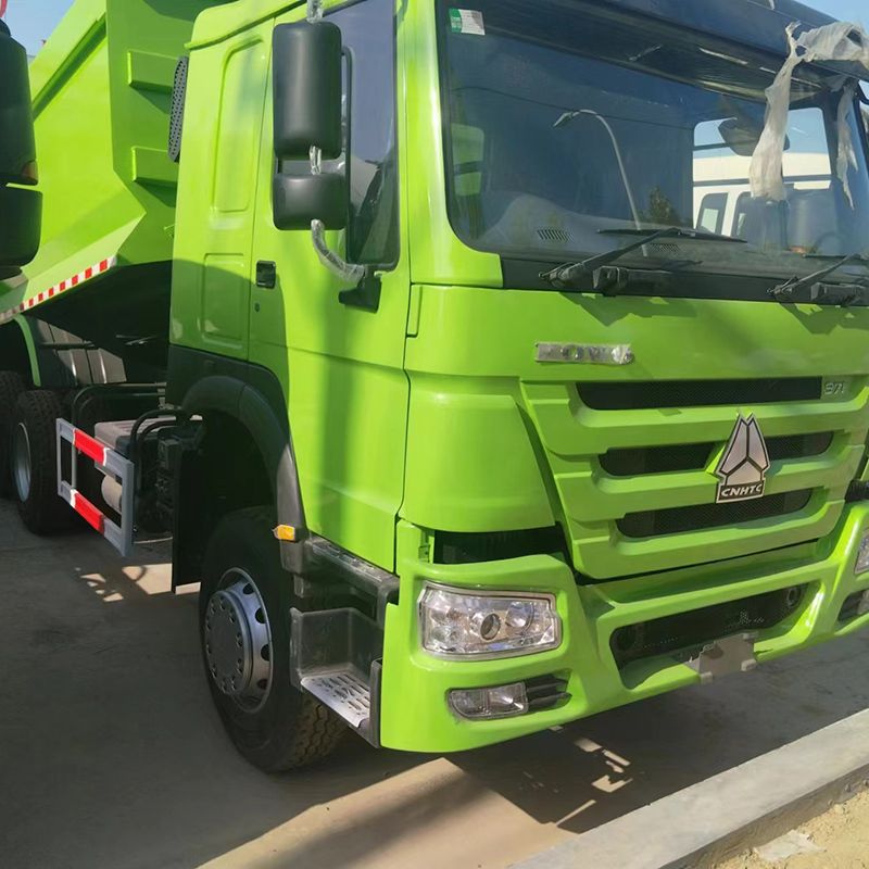 Por que você deve considerar um caminhão basculante com volante à direita Howo para suas necessidades de serviço pesado
